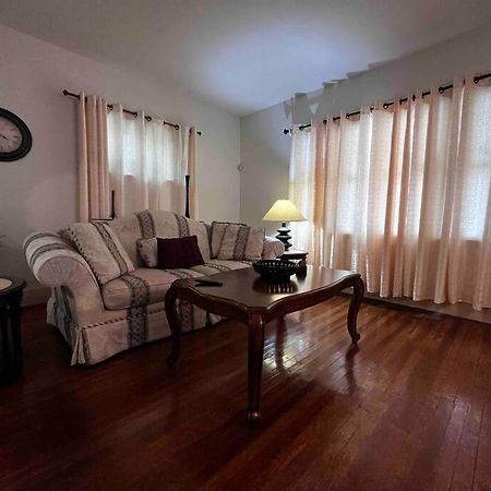 Comfortable 2-Bdrm Spacious Home With Wifi & Patio Индианаполис Экстерьер фото